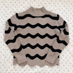 NWT Love Scarlett soft knit scalloped hem striped sweater